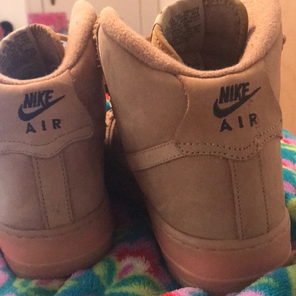 nike air force 1 lv8 boys shoes - Picture 4 of 4